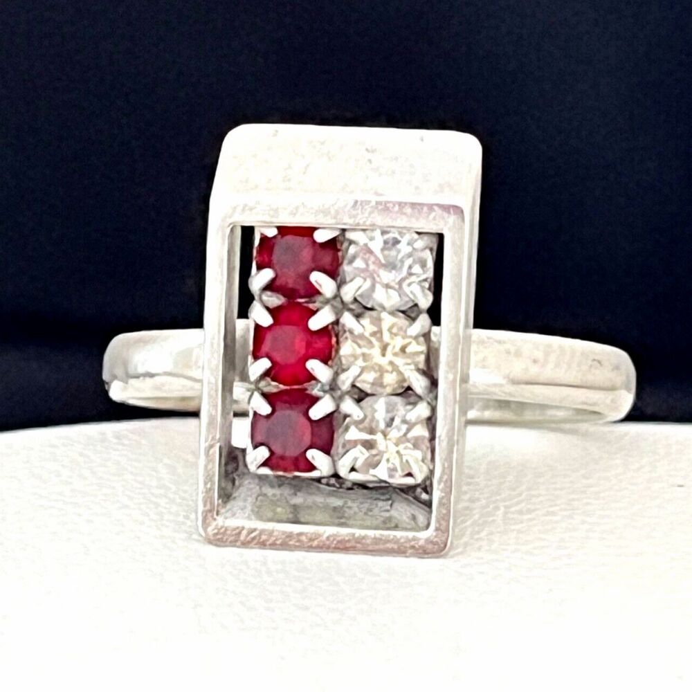 Vintage 1960s Cocktail Ring Mid Century Modern Red Rhinestone Geometric - 4I